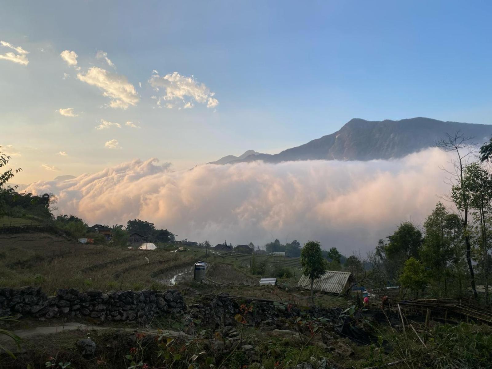 Sue Pa Family Trekking Homestay Sapa Exterior foto